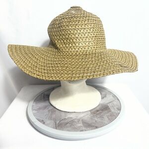 Max Grey Wide Brim Straw Sun Hat Women Beach Vacation Summer Floppy Hat